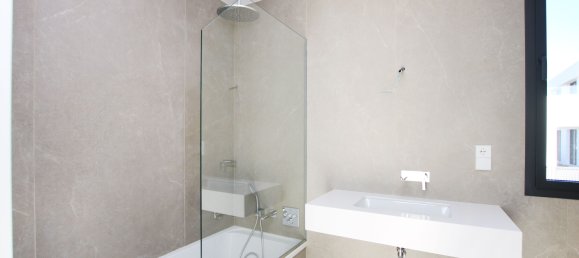 4 bedrooms Villa in Marbella, Spain No. 98896 43