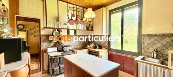 Casa de 6 dormitorios en Bourg-Achard, France No. 301527 8