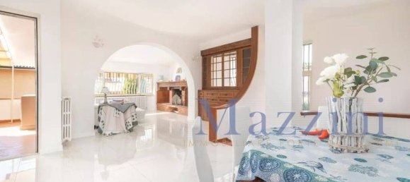 16 rooms Apartment in Forte dei Marmi, Italy No. 36510 4
