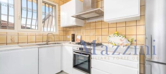 16 rooms Apartment in Forte dei Marmi, Italy No. 36510 8