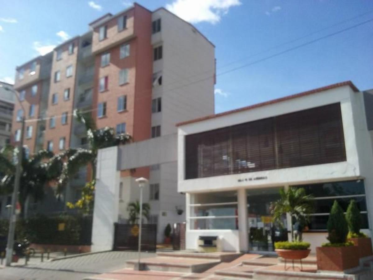 3 bedrooms Apartment in Valle del Cauca, Colombia No. 5574
