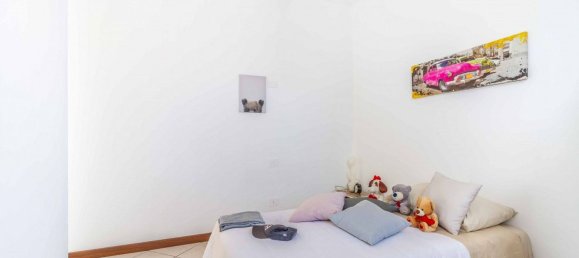 3-salle Appartement à Uboldo, Italy No. 334198 14