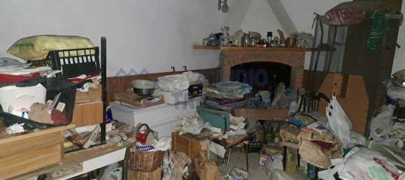 3 rooms Apartment in Molini di Triora, Italy No. 145010 7