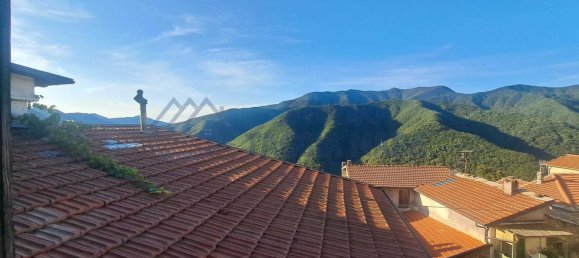 3 rooms Apartment in Molini di Triora, Italy No. 145010 12