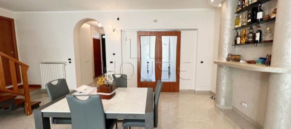 6 bedrooms House in Sansepolcro, Italy No. 324930 14