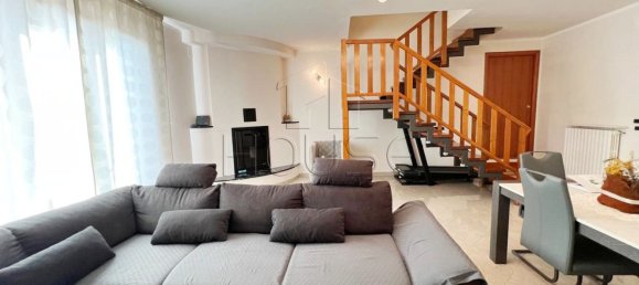 6 bedrooms House in Sansepolcro, Italy No. 324930 6