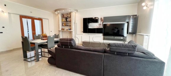 6 bedrooms House in Sansepolcro, Italy No. 324930 9