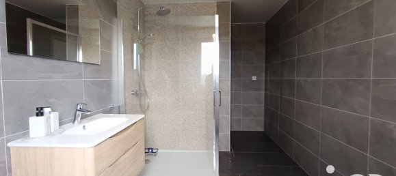 4 chambres Maison à Sarraltroff, France No. 329140 7