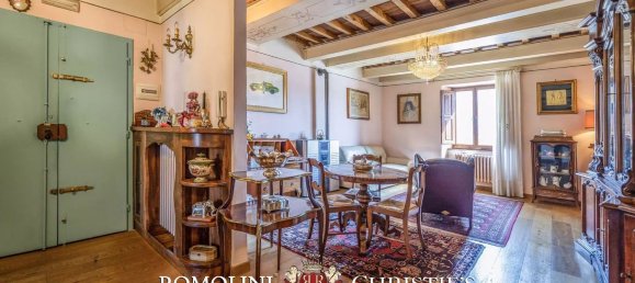 Apartamento de 6 dormitorios en Bibbiena, Italy No. 339470 3