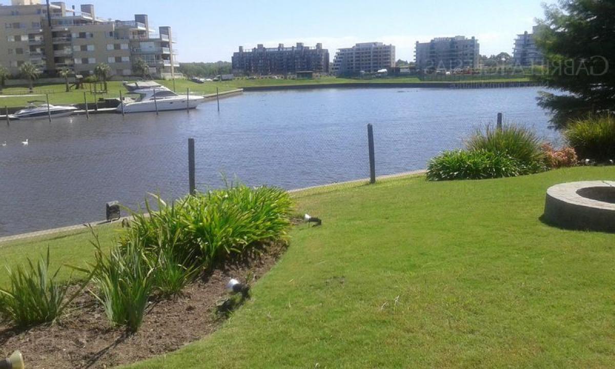  Land in Tigre, Argentina No. 50178