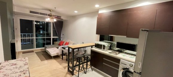 2 bedrooms Condo in Bangkok, Thailand No. 6730 2
