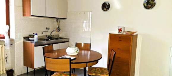 2 Schlafzimmer Wohnung in Carrara, Italy, Nr. 31140 15