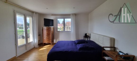 Casa de 4 dormitorios en Fontaine-Macon, France No. 84715 17