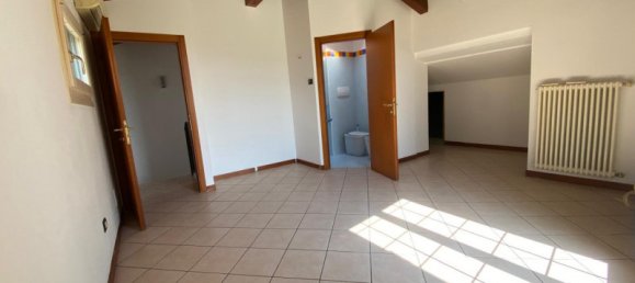 3 rooms Villa in Villaga, Italy No. 304170 16