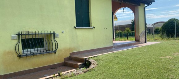 3 rooms Villa in Villaga, Italy No. 304170 5