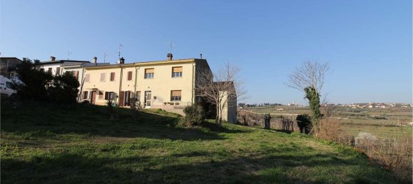 5-Zimmer Wohnung in Colognola ai Colli, Italy, Nr. 196065 3