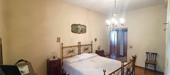 5غرفة منزل في Borgo San Lorenzo, Italy رقم 31616 23