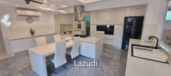 3 bedrooms Villa in Pattaya, Thailand No. 13939 10