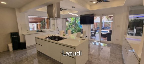 3 bedrooms Villa in Pattaya, Thailand No. 13939 8