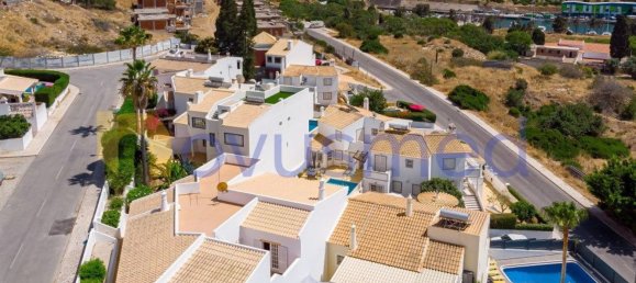 3 Schlafzimmer Haus in Albufeira, Portugal, Nr. 142677 2