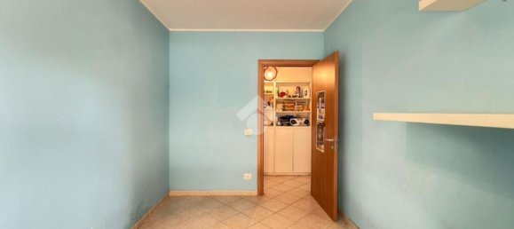 Apartamento de 3 dormitorios en Sermoneta, Italy No. 342966 18