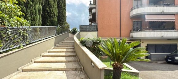 Apartamento de 3 dormitorios en Sermoneta, Italy No. 342966 3