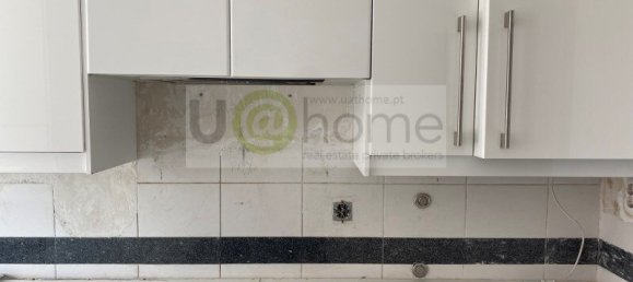 2 bedrooms Apartment in Lisbon, Portugal No. 140220 8