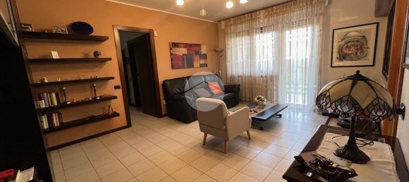 2 bedrooms Apartment in Lissone, Italy No. 57251 3