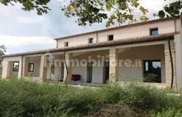 Casa de 5 divisões em Longiano, Italy N.º 258527