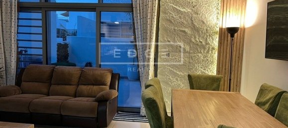 2 bedrooms Villa in Dubai, UAE No. 7119 9