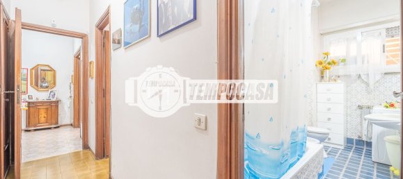 2 bedrooms Apartment in Rome, Italy No. 325116 10