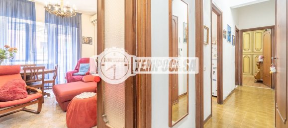 2 bedrooms Apartment in Rome, Italy No. 325116 9