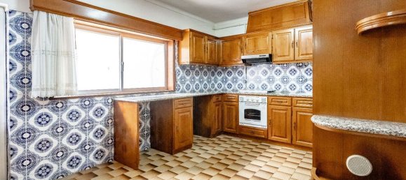 5 chambres Maison à Tavarede, Portugal No. 180714 4