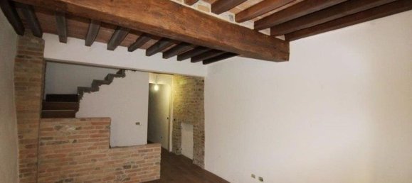 4 rooms Apartment in Fidenza, Italy No. 164245 4