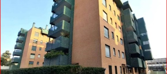 Garage in Monza, Italy 13m², Nr. 185288 2