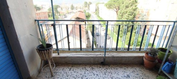 3 bedrooms Apartment in Caserta, Italy No. 54378 6