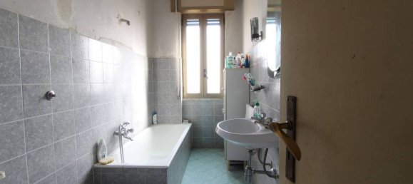 3 bedrooms Apartment in Caserta, Italy No. 54378 27