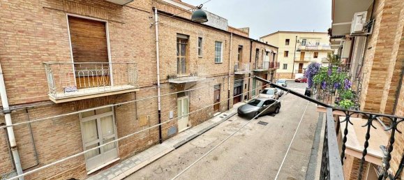 1 bedroom Apartment in Lucera, Italy No. 164179 8