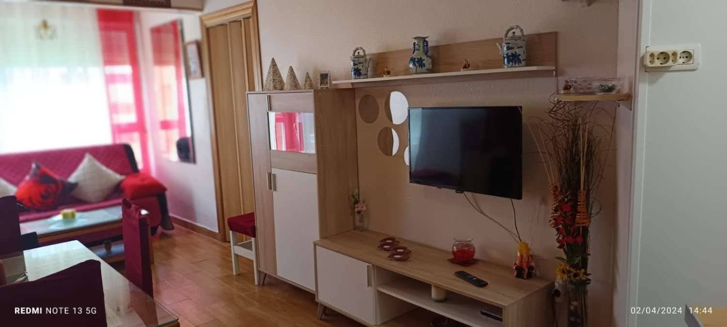 Квартира с 2 спальнями в Торрокс Коста, Испания № 144620