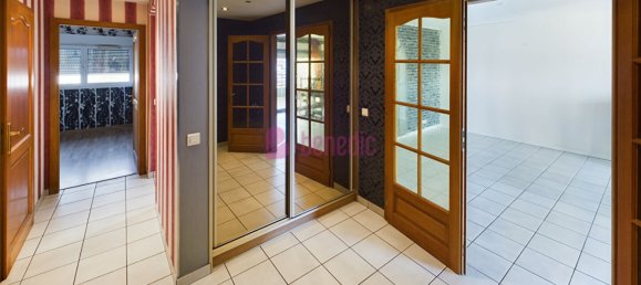 3 bedrooms Apartment in Forbach, France No. 210093 3