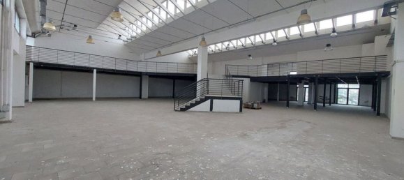 1067m² Warehouse in Orvieto, Italy No. 372527 2