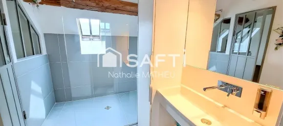 5 bedrooms House in Chessy, France No. 348324 13