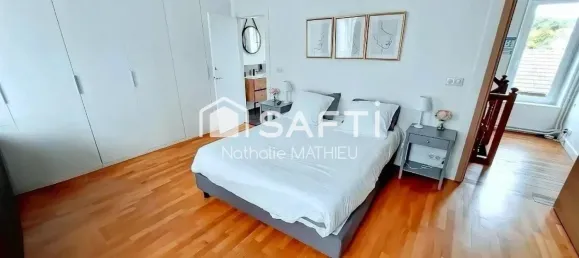 5 bedrooms House in Chessy, France No. 348324 10