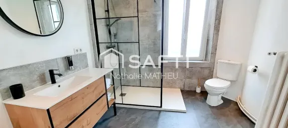 5 bedrooms House in Chessy, France No. 348324 11