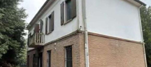 5-Zimmer Haus in Poggio Renatico, Italy, Nr. 19541 12