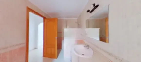 Apartamento de 3 dormitorios en Estepona, Spain No. 170975 24