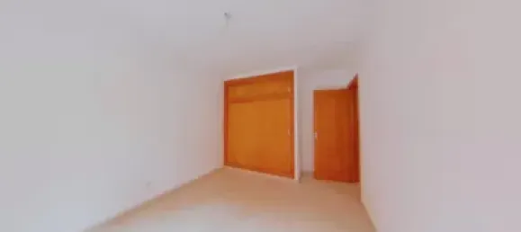 Apartamento de 3 dormitorios en Estepona, Spain No. 170975 9