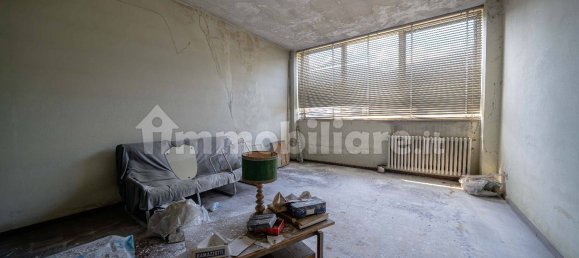 Здание с 5 комнатами в Монтанья ин Вальтеллина, Италия № 327555 44