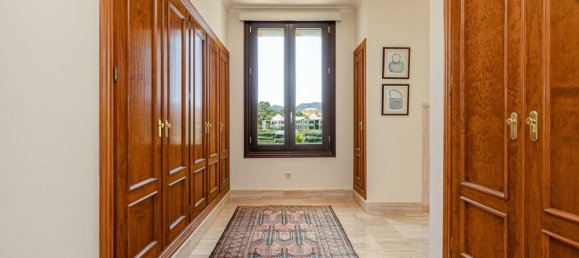 Вилла с 7 спальнями в Малага, Испания № 151298 12