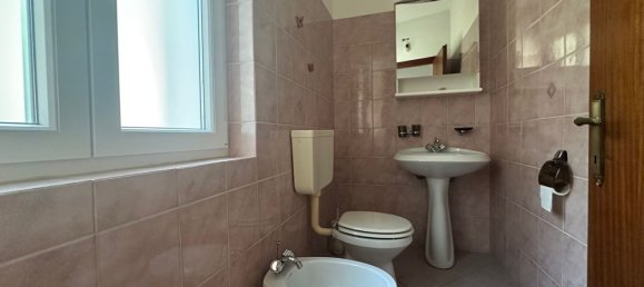 4-Zimmer Haus in Udine, Italy, Nr. 299567 6